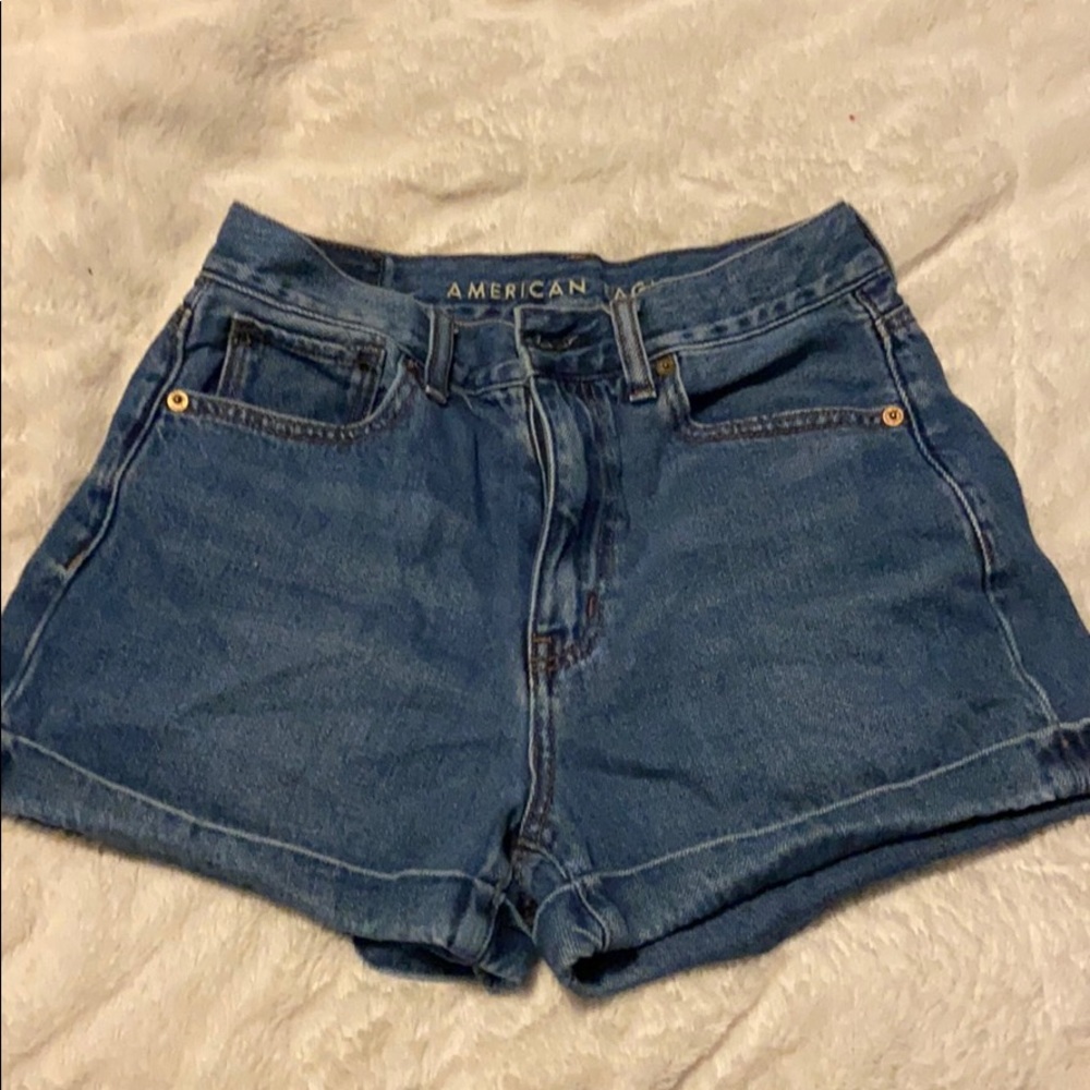 AE Mom Shorts
